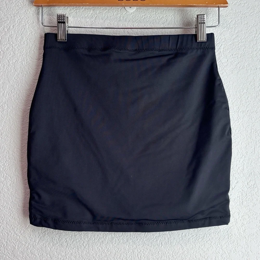 SKIMS Sporty Zipper Swim Stretch Knit Mini Skirt Onyx Black Size Small